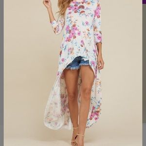 🌸💐 Ivory Floral Asymmetrical Hi-Lo Tunic